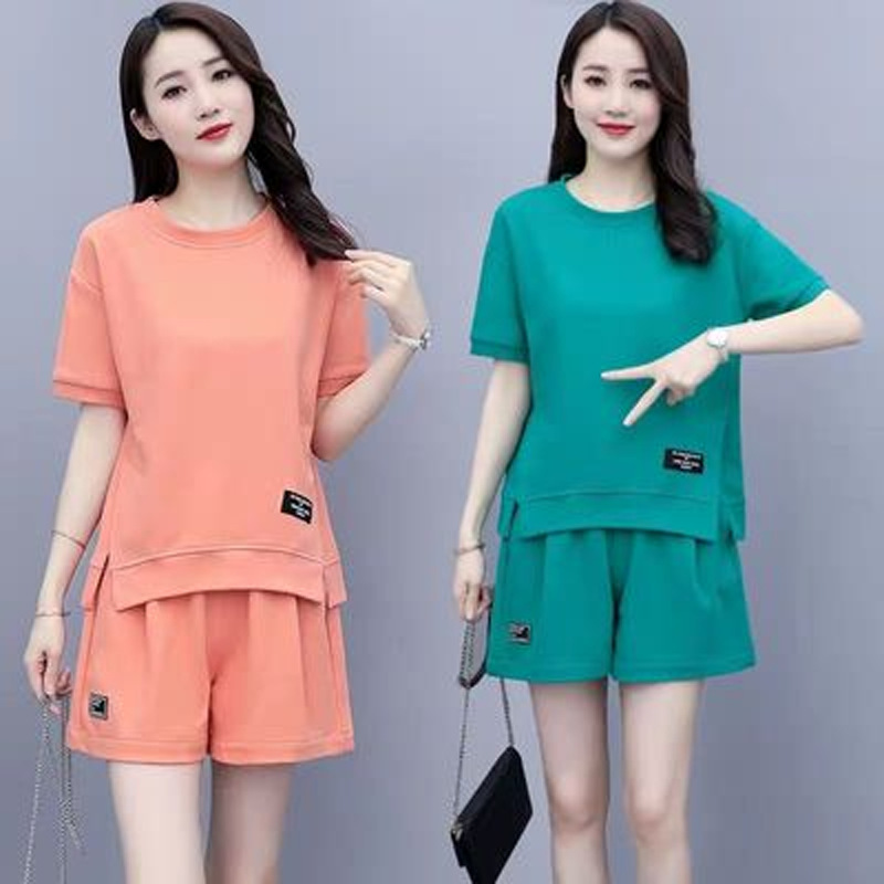 Picture of 2022 New Arrival Korean Style Fashionable Round Neck Short-Sleeved Wide-Leg Shorts Casual Running Two-Piece Sportswear Suit for Women