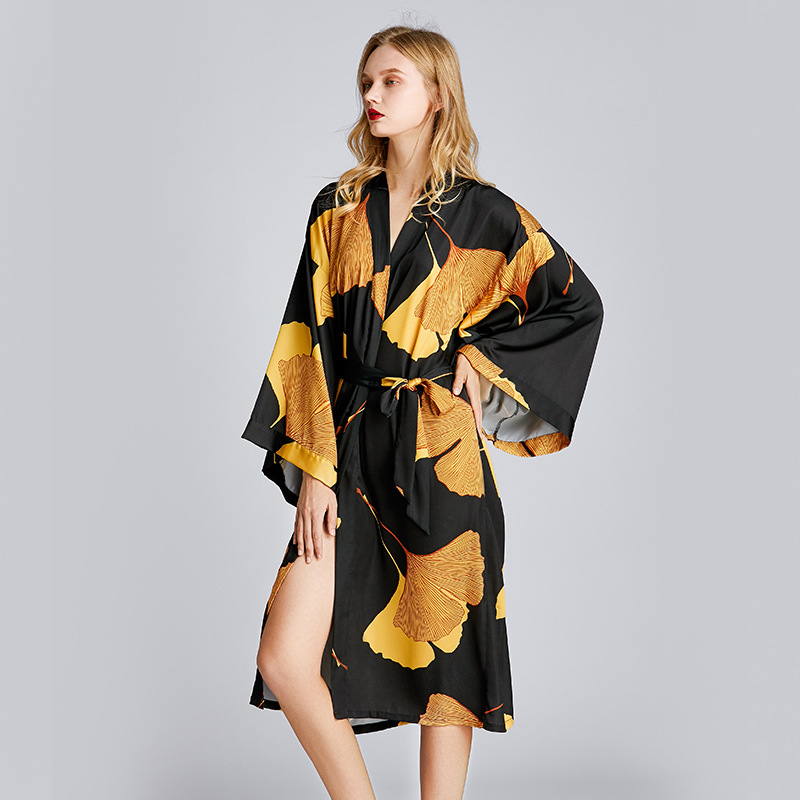 Picture of Yaoting Large Size Ice Silk Nightgown for Women, European and American Style, Large Size Ginkgo Pajamas, Spring and Summer Loungewear 1503, Casual and Comfortable