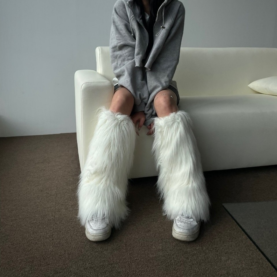 Sweet Cool Style Spice Girls Fluffy Boots Foot Protecting Plush Socks Internet Popular Long-haired Legs Warm Plush Legs Pure Desire