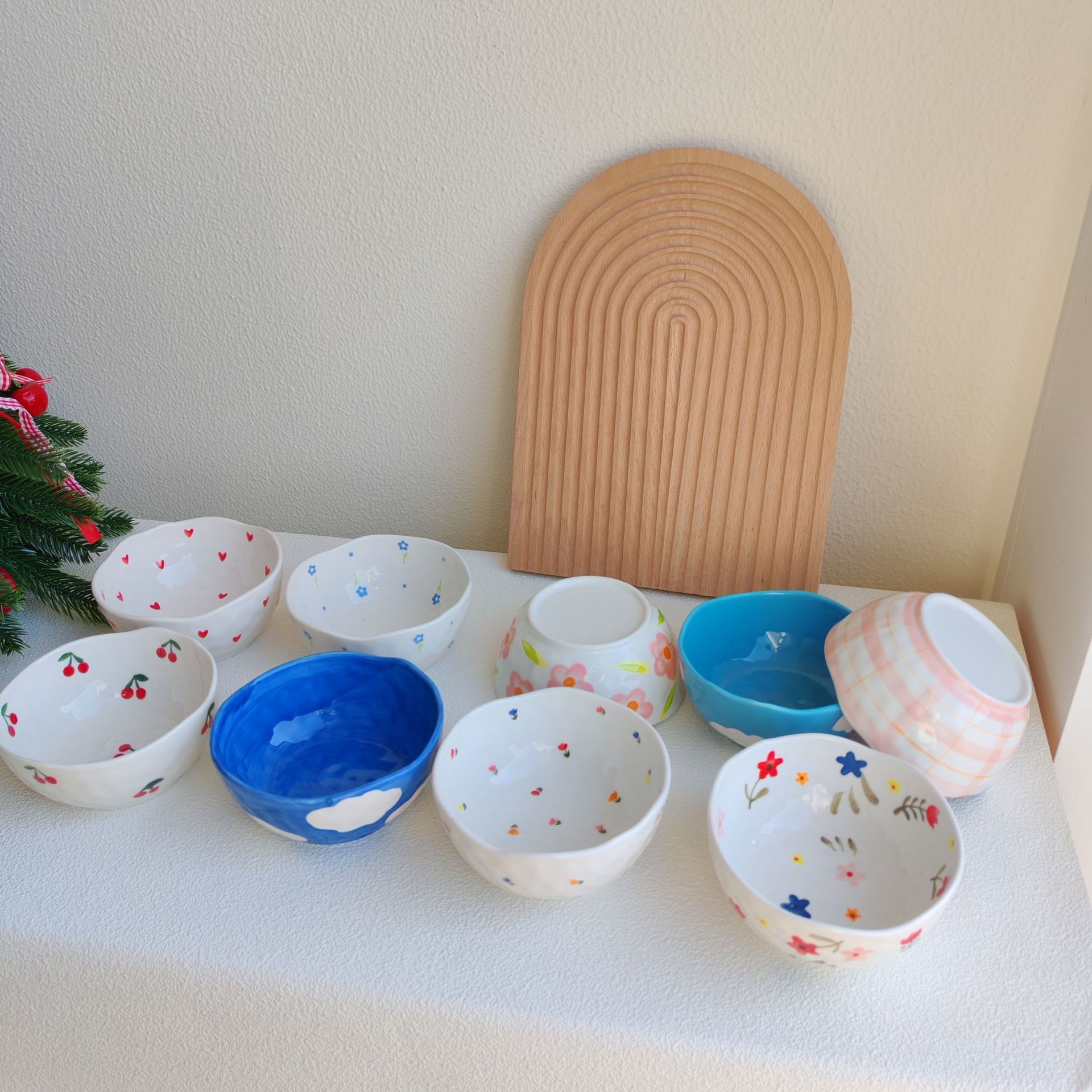Picture of 5inch Ceramic Bowl Underglaze Color Hand-Painted Cute Fruit Bowl Dessert Bowl Restaurant Home Bowl Export to Russia