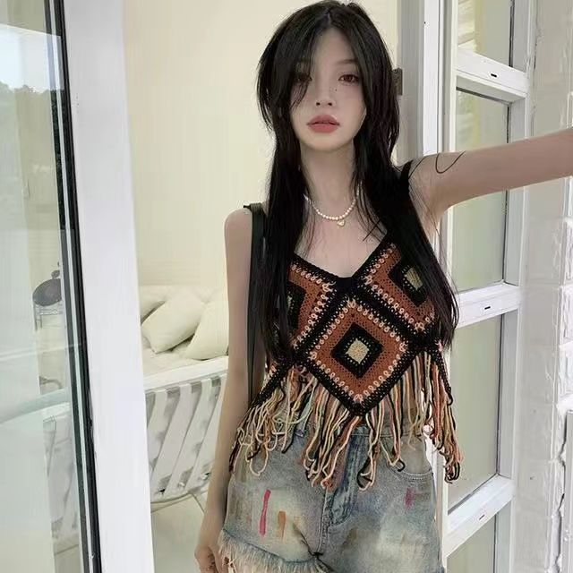 2023 New Summer Hollow Knitted Vest Sexy Tassel Short Small Sling Yunnan Vacation Ethnic Style Top