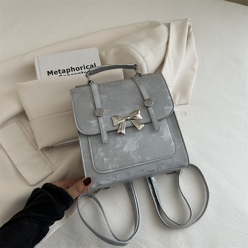 Picture of Women's Shoulder Bag New Niche Design Shoulder Bag Korean Beautiful Casual Butterfly Hand Crossbody Small Square Bag