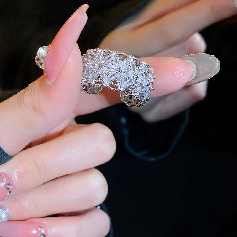 silver Zircon Flower Ring Light Luxury Niche Design Sense Finger Ring Advanced Sense Finger Ring 2025 New Arrival Jewelry for Women