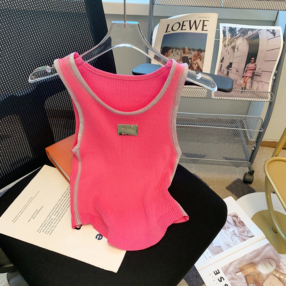 Hot Girl Chic Spray-painted Distressed Knitted Vest Versatile New Letter Decoration Short Sleeveless Top Inner Wear
