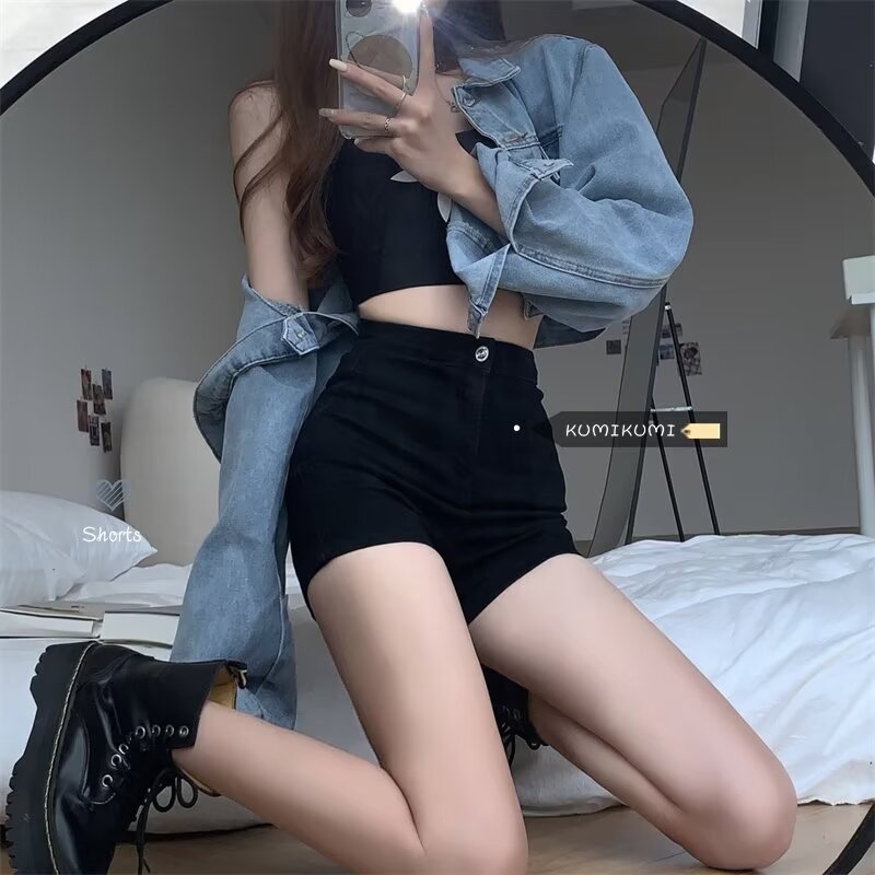 High street American style 2024 New retro washed girls' sexy hot pants jeans straight all-match summer shorts