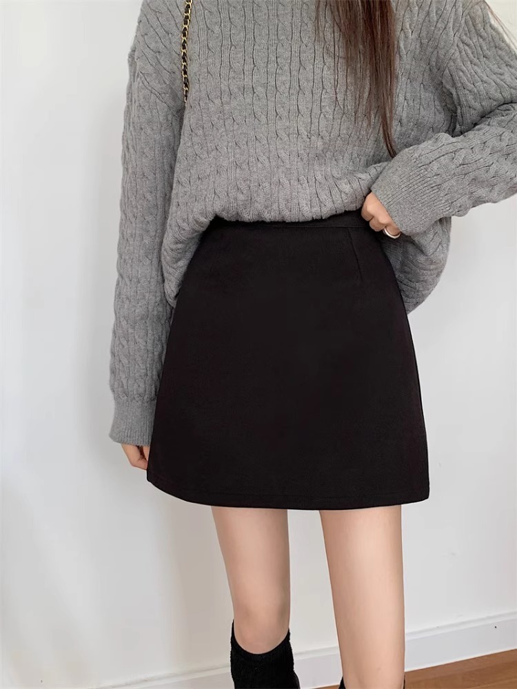 Black woolen skirt women's autumn and winter 2023 new A- line skirt small high waist Korean style hip short skirt
