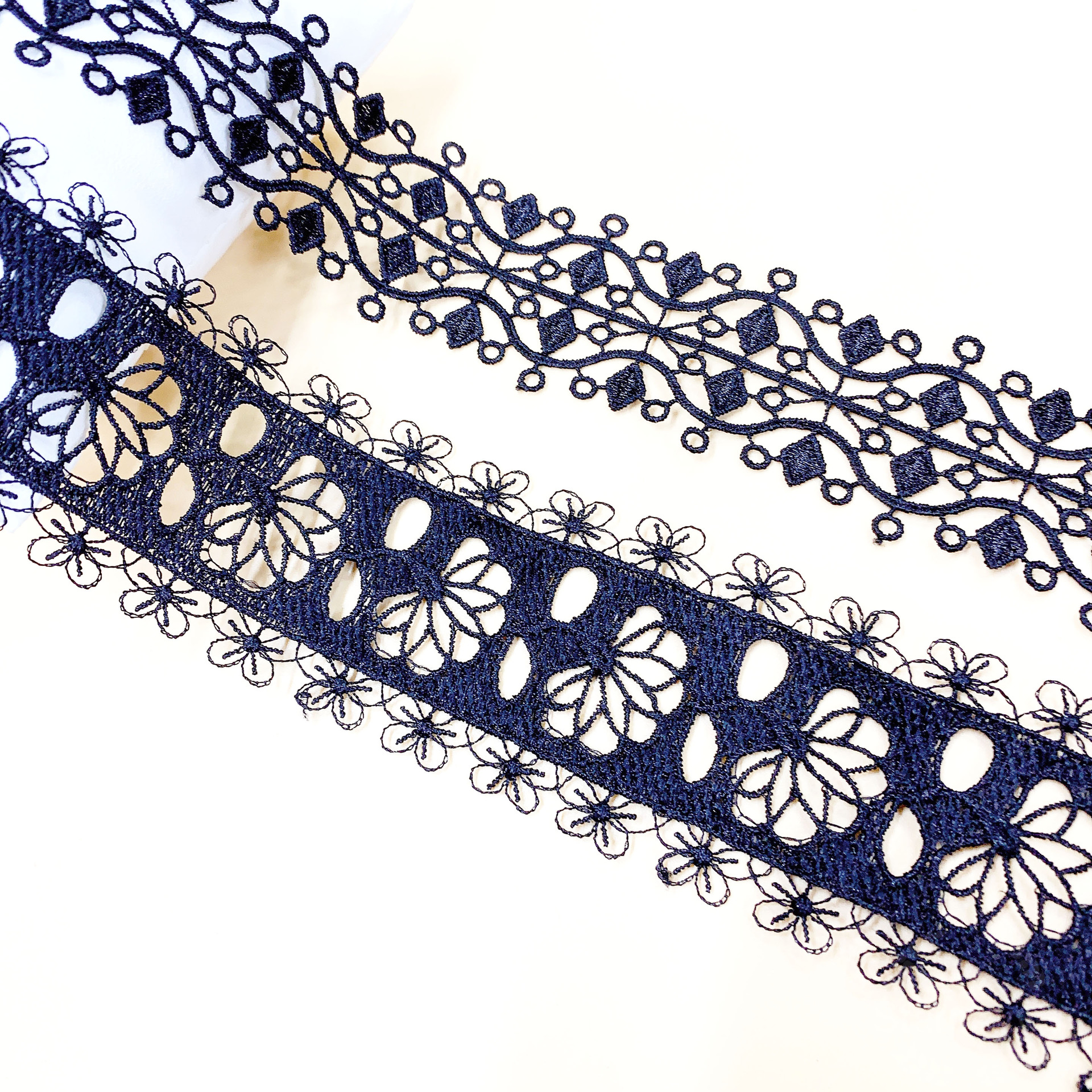 Good things polyester hollow polyester water-soluble lace clothing accessories jewelry materials DIY shoulder strap bilateral bar code lace