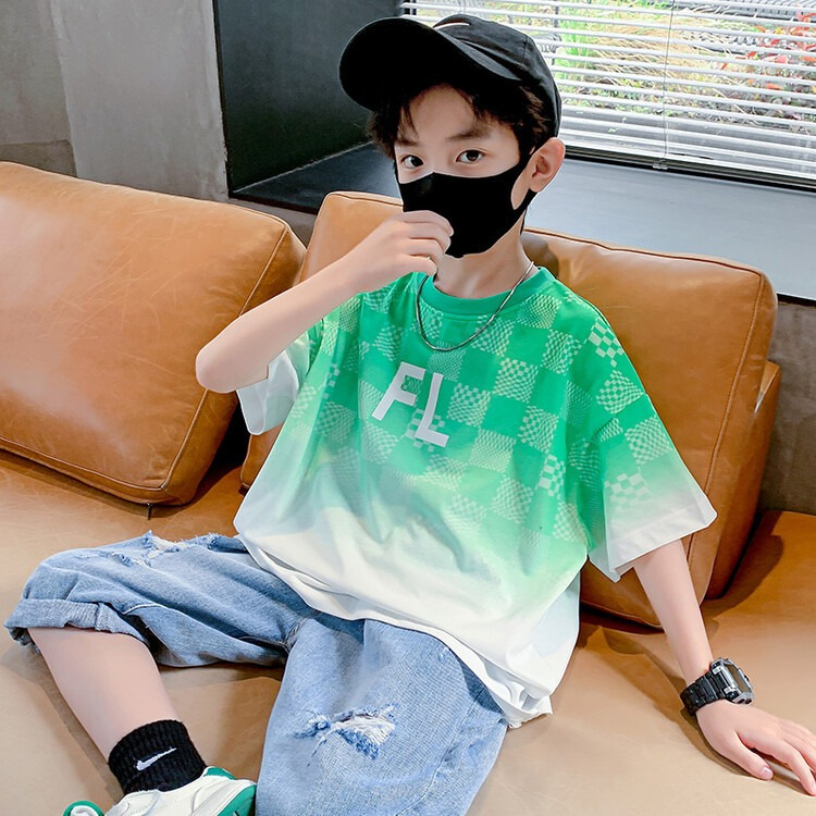 Picture of Boys Summer Short-sleeved T-shirt Big Children's 2024 New Summer Wear Thin Gradient Half-sleeve Children's Summer Fashion Brand Fried Street