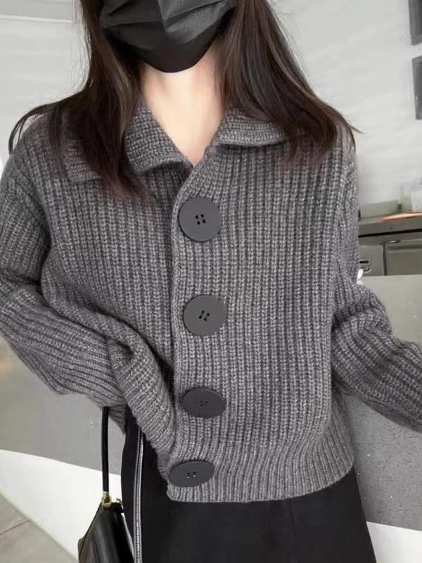 Knitted cardigan women's spring and autumn clothing 2024 new long sleeve loose Korean style fashionable large buckle lapel short sweater coat