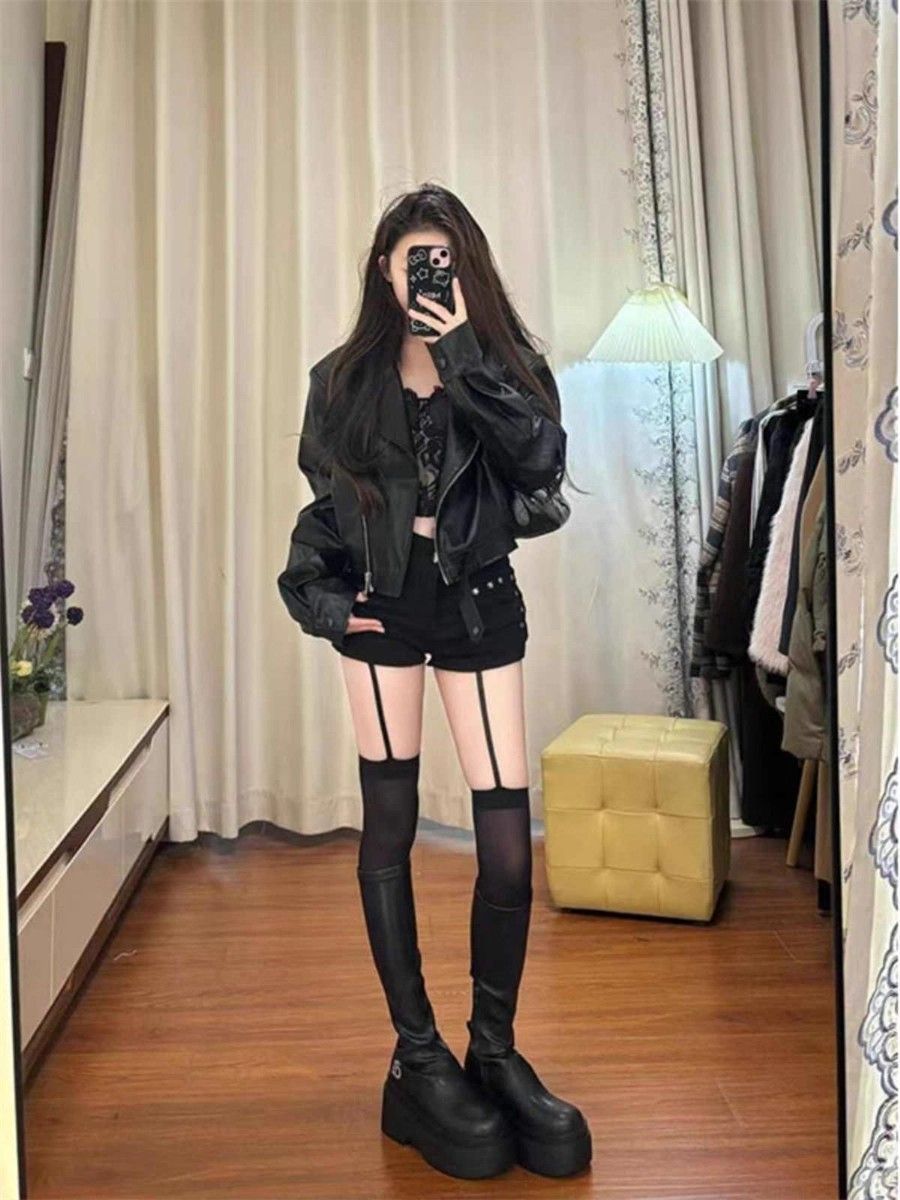 Picture of American hot girl black leather jacket female 2025 autumn small short motorcycle PU leather jacket sweet cool top