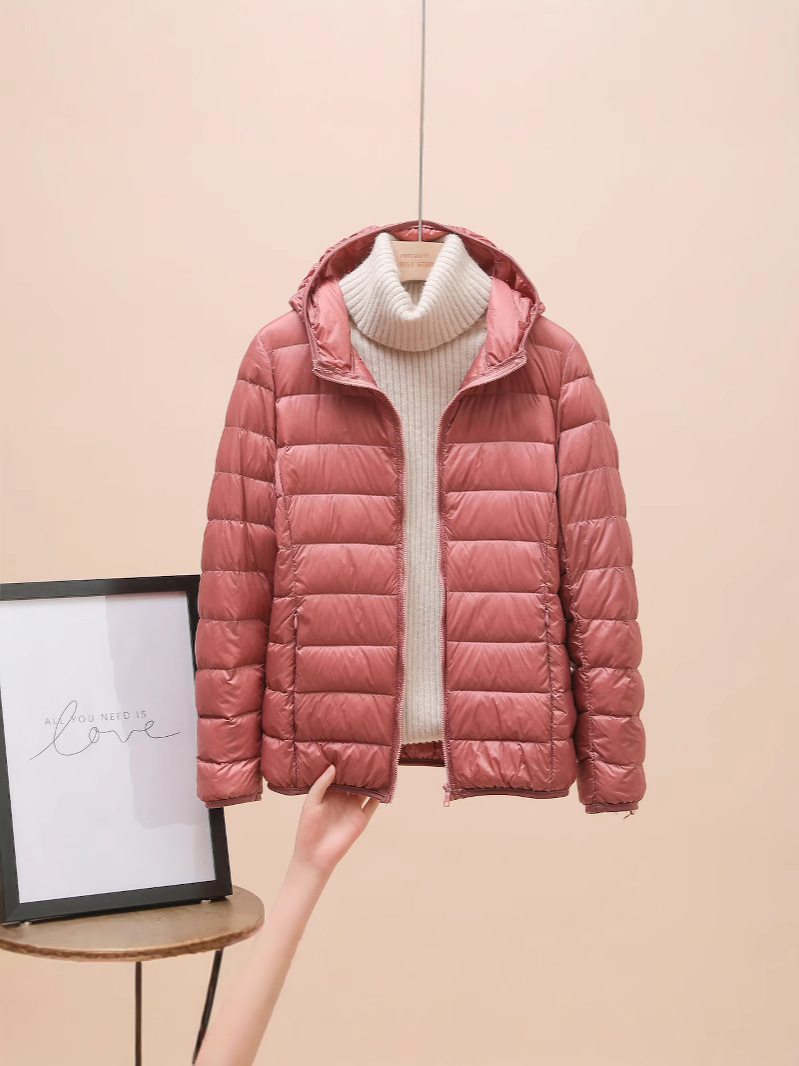 Picture of European Down Jacket Women's 2025 New Short Lightweight Thickened Warm Slim Korean Style White Duck Down Fashion Jacket