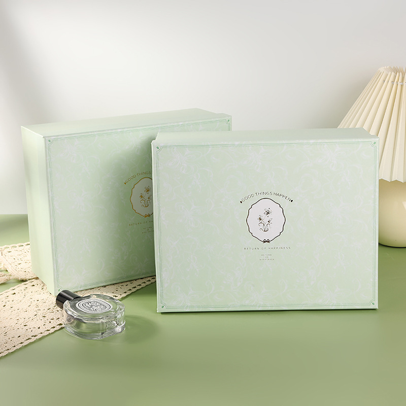 in stock Exquisite Green Hand Gift Box Small Fresh Skin Care Packaging Box Empty Box Creative Rectangular Gift Box