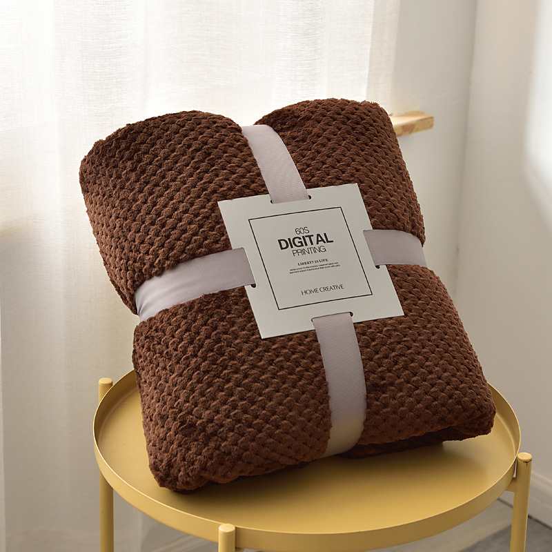 Picture of Thick solid color pineapple plaid sofa blanket flannel blanket coral fleece office air conditioning blanket gift blanket