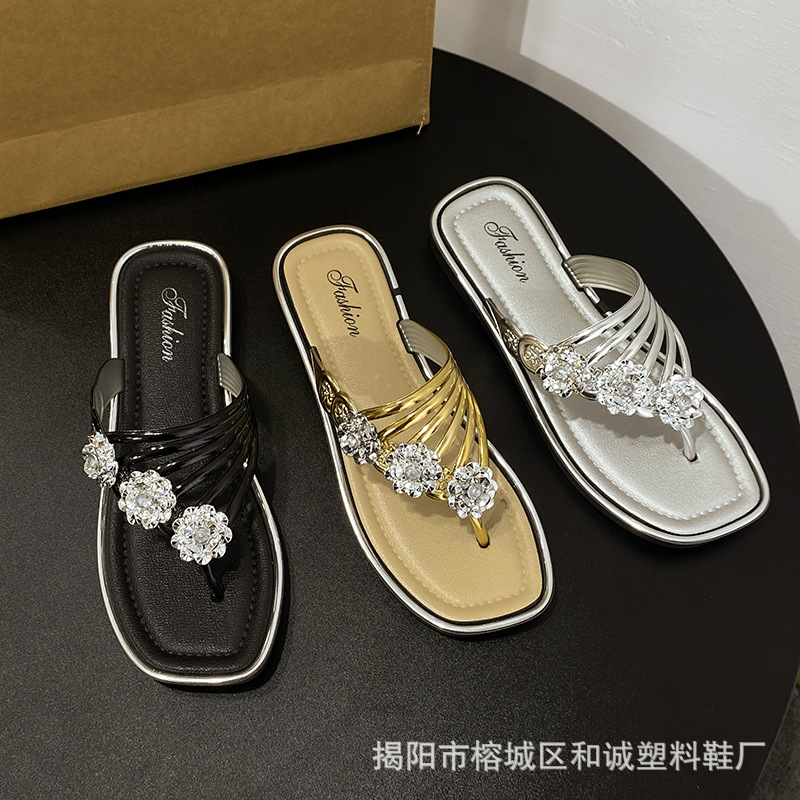 Fashion Trendy Thick Bottom silver Flip-Flops Women's Shoes 2024 Summer Outer Wear Flip-Flops Beach Sandals Women's Shoes