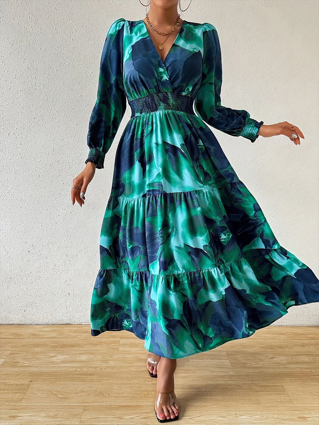 Summer Elegant New Fashion Printed High-grade V-neck Long Sleeve dress 5197