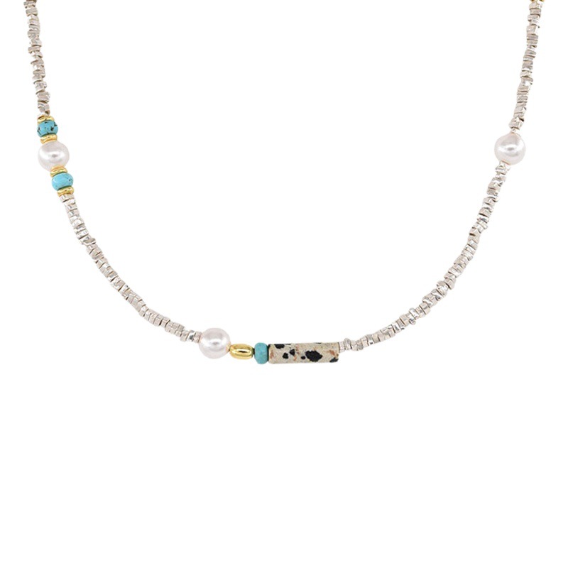 Light Luxury Niche Green Stone Shattered Silver Necklace New Vintage Beaded Collarbone Chain Simple Cold Beaded Neck Chain