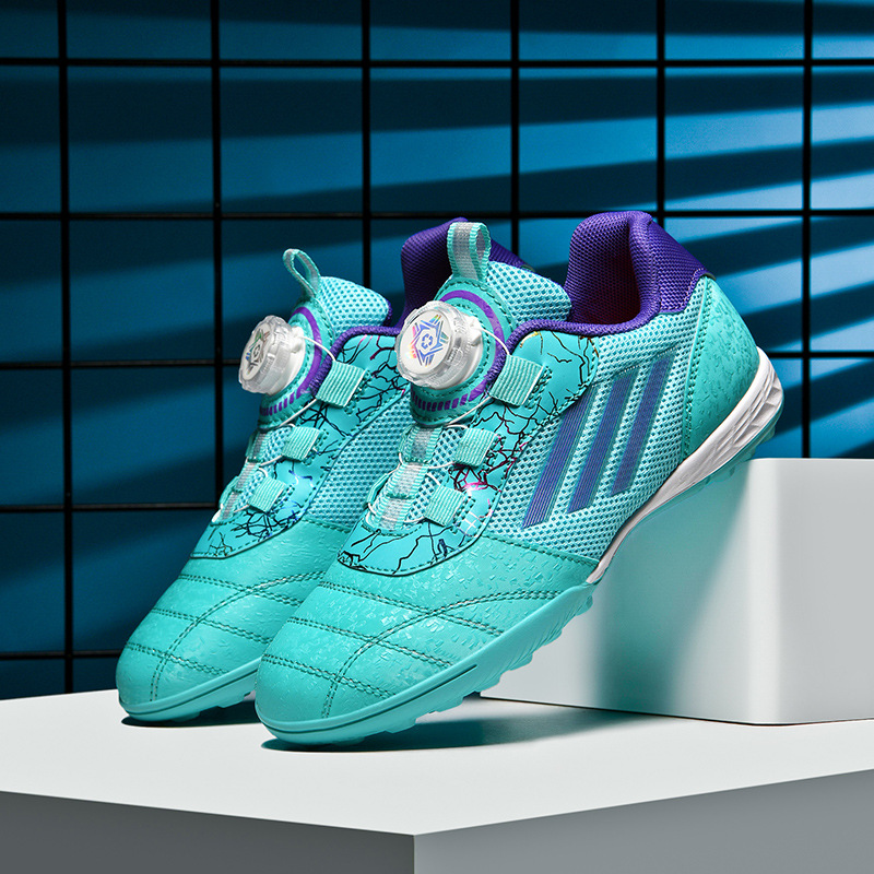 World Cup children's football shoes wholesale boys and girls broken nails convenient rotating buttons student training sneaker