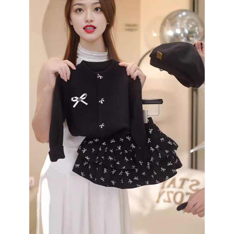Girl's Autumn suit 2024 New Style Bow Knitted Coat Baby Girl's All-match Printed Cake Skirt