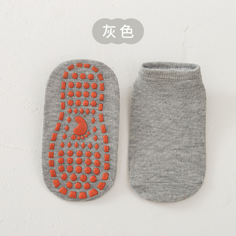 Picture of Children's Short-Tube Non-Slip Socks, Playground Yoga Socks, Summer Adult Sports Sweat-Absorbent Trampoline Disposable Socks Wholesale