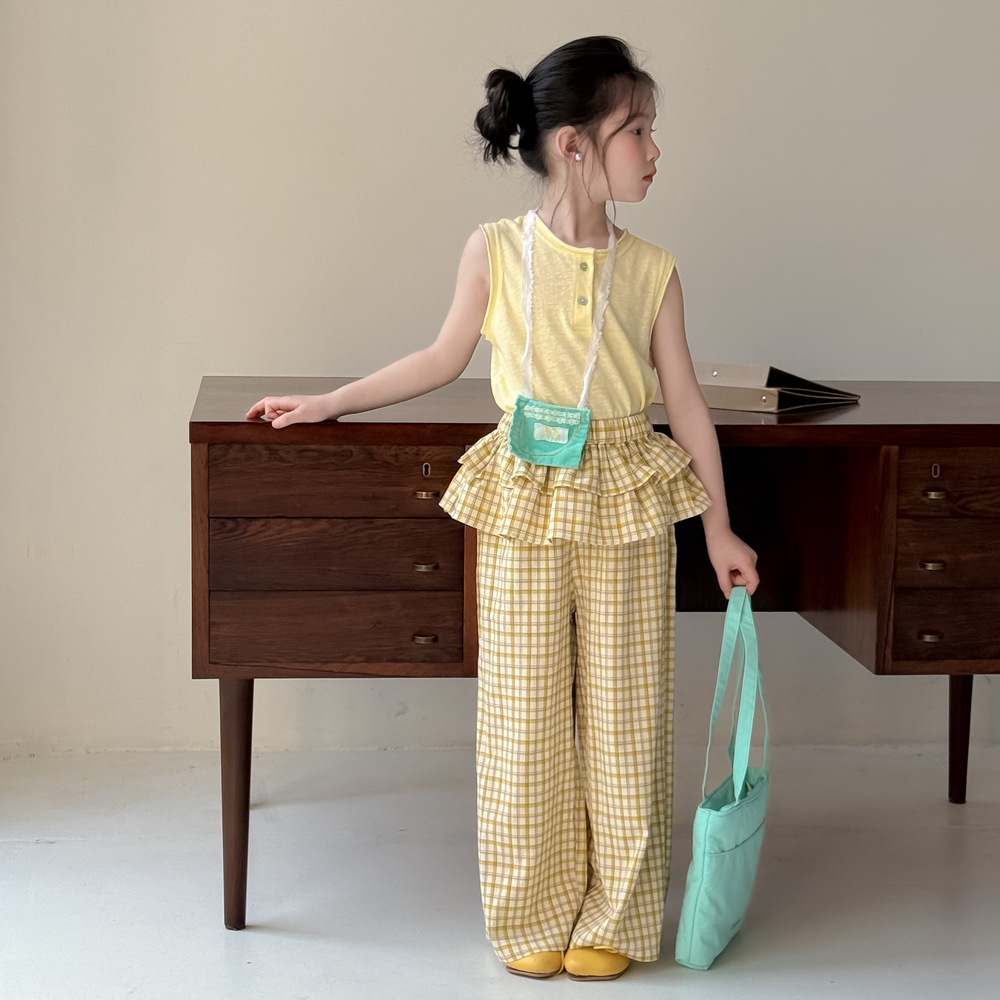 Children's top 2025 summer female baby Korean solid color sleeveless vest children's plaid parquet straight pants suit
