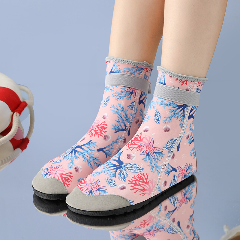 Picture of Children's Beach Shoes and Socks Diving Snorkeling Swimming Wading Shoes Adult Seaside Shoes and Socks Water Park Shoes