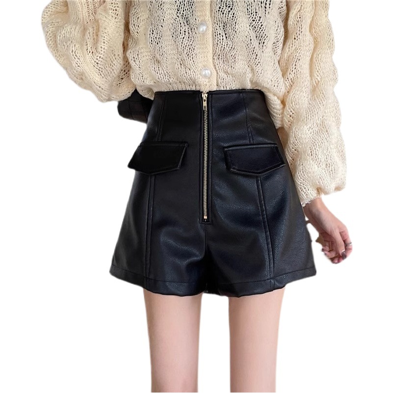PU Leather Shorts Women's 2023 Autumn and Winter New High Waist Slim-fit A- shaped Pants Design Sense Zipper Fashionable Korean Boot Pants