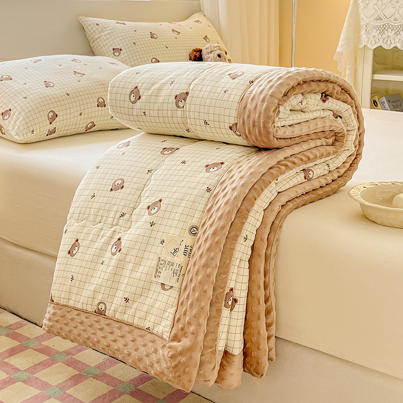 Picture of Class A cotton pea quilt household skin-friendly single double spring and autumn quilt thickened warm winter quilt thin air conditioning quilt wholesale