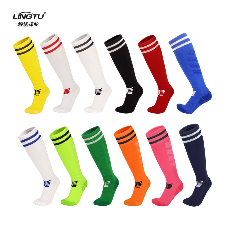 Picture of Autumn and Winter Cross-Border High-Top Football Socks Towel Bottom Stockings Sweat-Absorbent Non-Slip Ball Socks Professional Sports Socks Men's Wholesale
