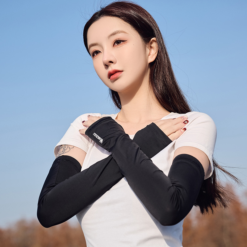 Picture of Wang Ziling Road Autumn and Winter Outdoor Cycling Protective Mask Neck Protection Cold-proof Warm Unisex Mask Hood
