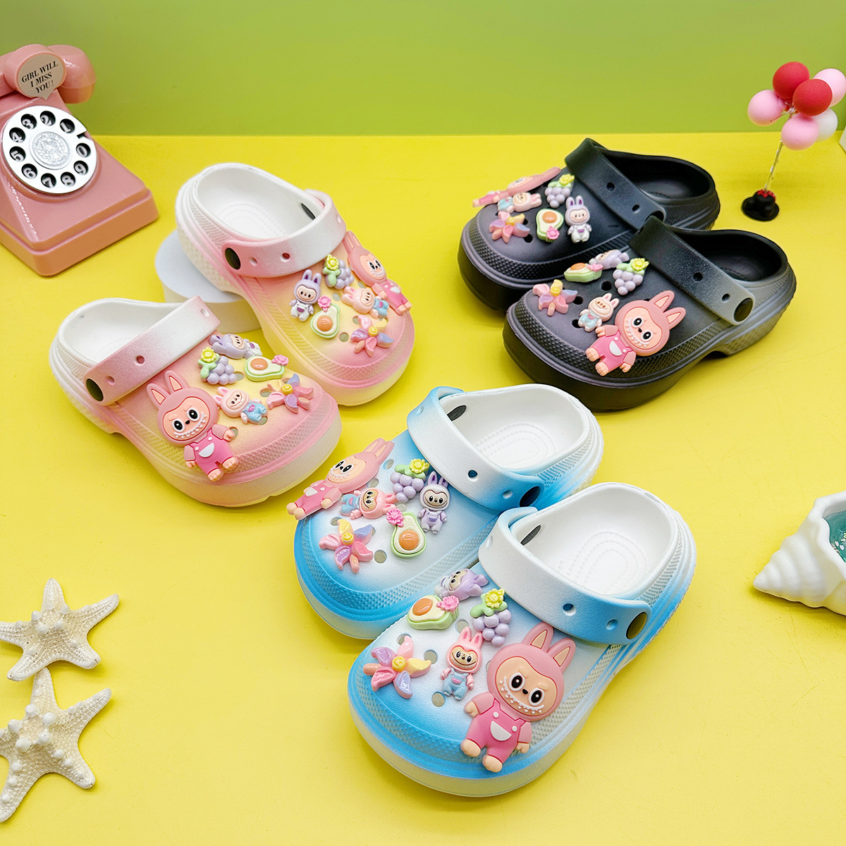 Summer boys' and girls' slippers, thick-soled non-slip toe sandals, new cartoon pink rubbing cloth outer piercing shoes