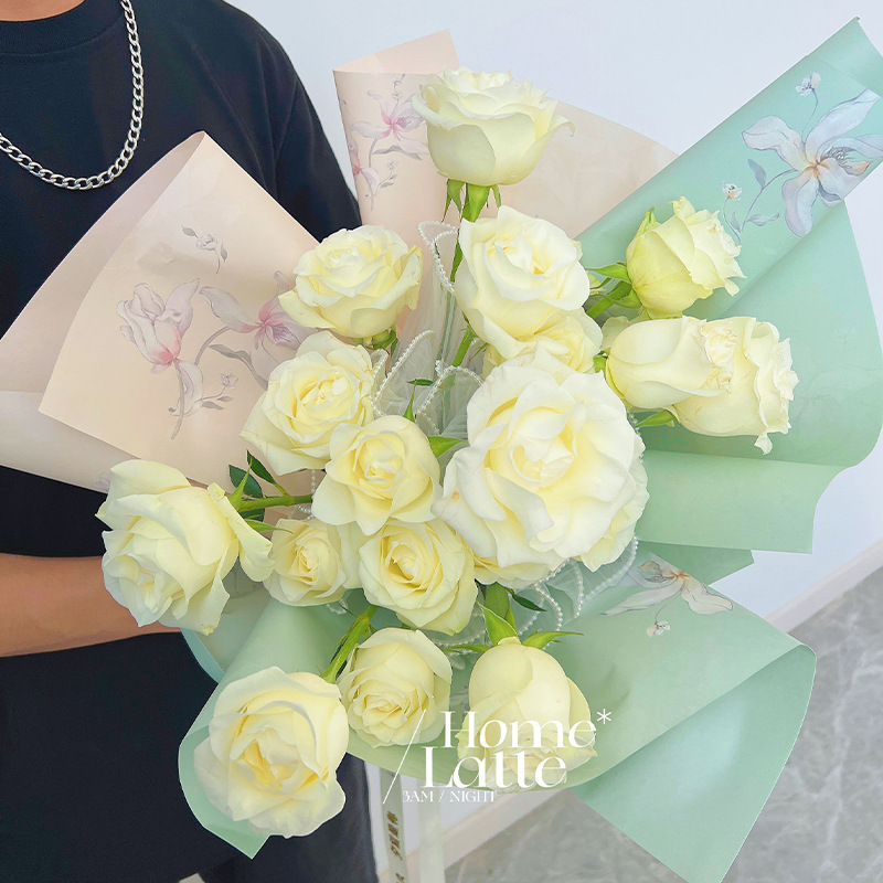 Custom New Waterproof Fenghua Paper Painted Thickened Cowhide Ice Beauty Flower Flower Shop Flower Packaging Material