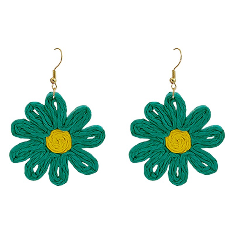 Summer hand-woven daisy earrings Bohemian beach resort raffia contrast color flower earrings