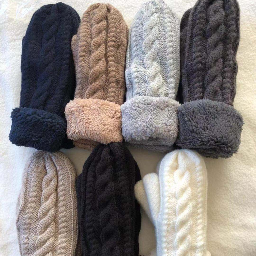 Manufacturer Supplies Comfortable Cotton Velvet Cable Jacquard Plus Velvet Thickened Warm Gloves Korean Style Cute Gloves Knitted Gloves