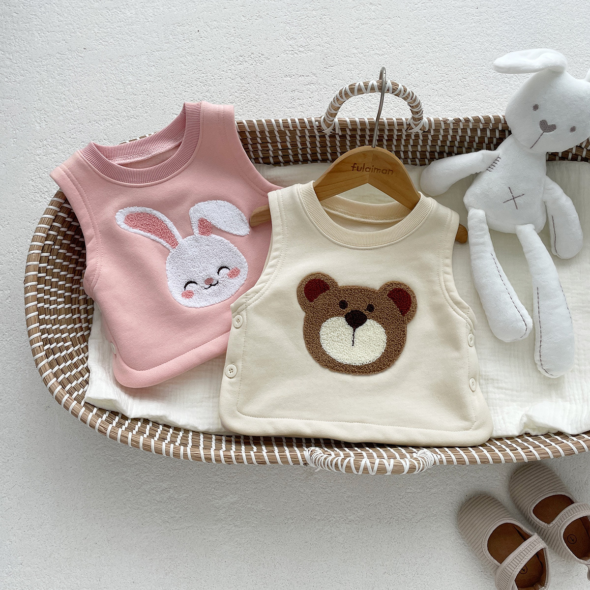 Picture of 2025 Baby Winter Clothing K-Style Kidsren's Cute Cartoon Velvet Vest Male and Female Baby Winter Warm Versatile Vest