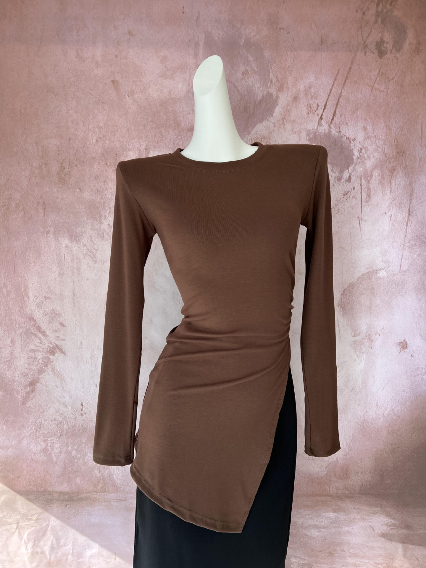 high quality tall waist slim long sleeve T-shirt early spring new irregular design pinched waist pleated top
