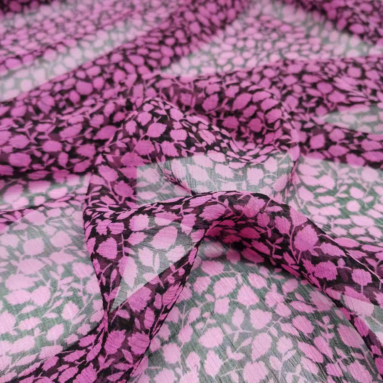 Picture of 100% Mulberry Silk Narrow Silk Smooth Qiao Fabric 7mm Fashion Dress Fabric