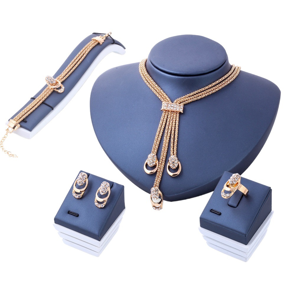 Guoxiu European and American cross-border hot selling fashion exaggerated crystal jewelry suit creative bridal necklace earrings four pieces suit