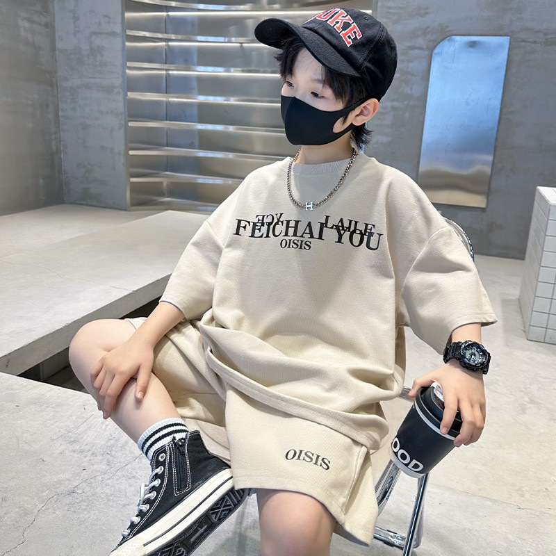 Boys' Summer suit 2024 New Children's Summer Short-sleeved T-shirt Two-piece Set for Middle and Big Kids Trendy Handsome Fashionable