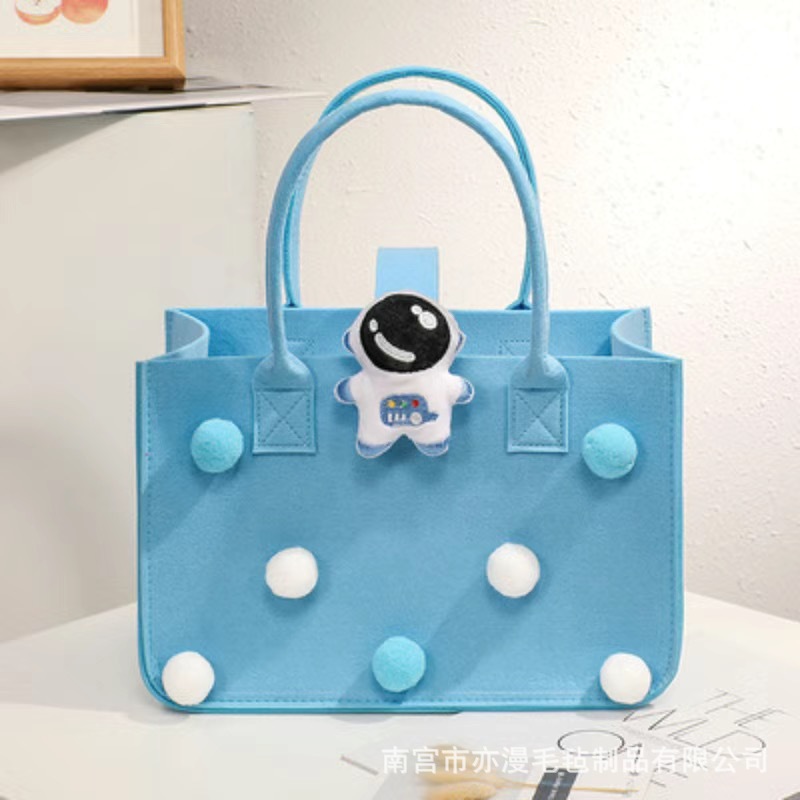 Customized Cartoon Felt Bag, Large-Capacity Portable Shopping Bag, Thickened Mommy Bag, Internet Celebrity Souvenir, Handmade