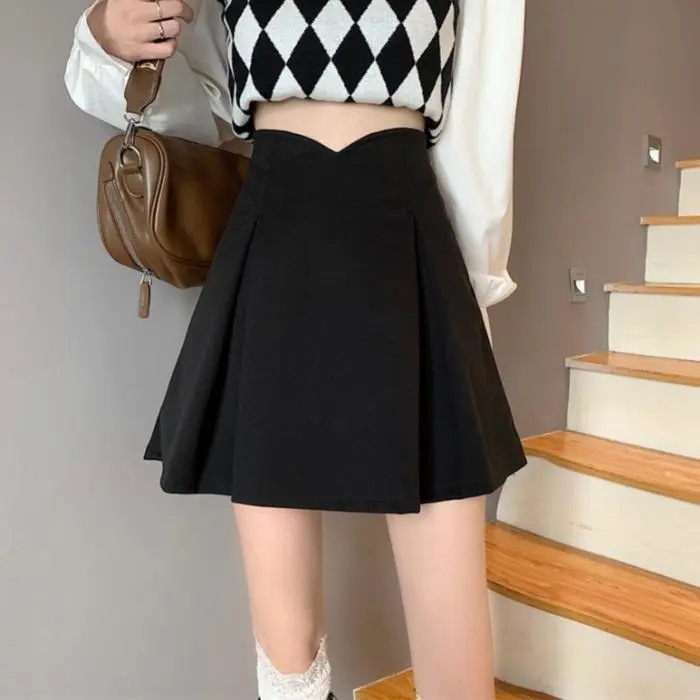 Black Skirt for Women 2025 Spring and Summer Large Size Fat mm Short Skirt High Waist Anti-Exposure A-Line Skirt Slimming Look Hip Skirt