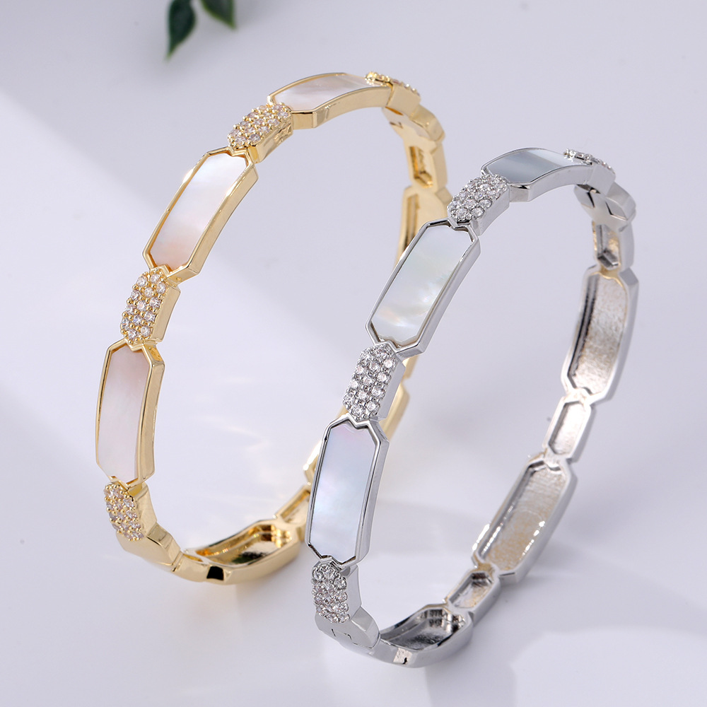 Natural Shell Zircon Rhombus Bracelet Middle East Dubai Fashion Cross-Border European and American Bracelet Light Luxury High-End Hand Jewelry