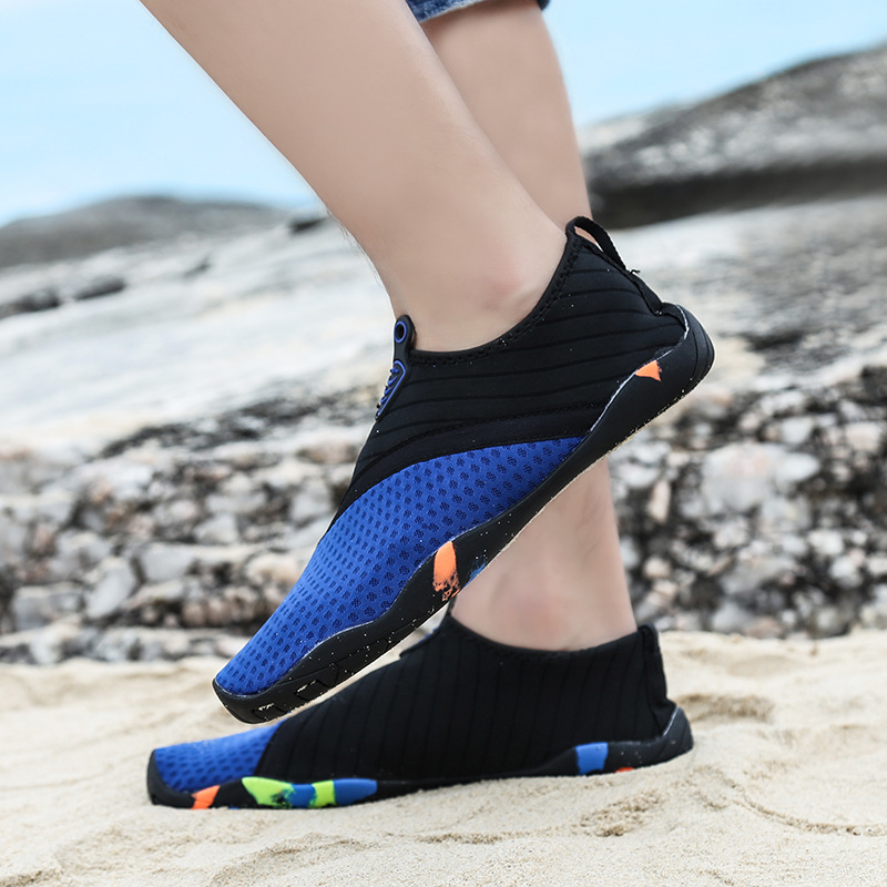 Picture of Cross-border swimming shoes, diving shoes, outdoor beach shoes, couple tracing shoes, barefoot quick-drying shoes, wading shoes, snorkeling shoes