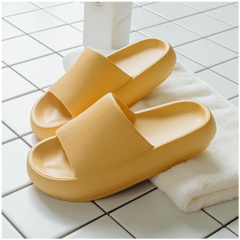 Picture of Four-Season Slippers for Women, Summer Indoor Home Eva Anti-Odor Thick-Soled Slippers with a Stepping-On-Clouds Feel, Suitable for Bathing and Outdoor Use, Non-Slip