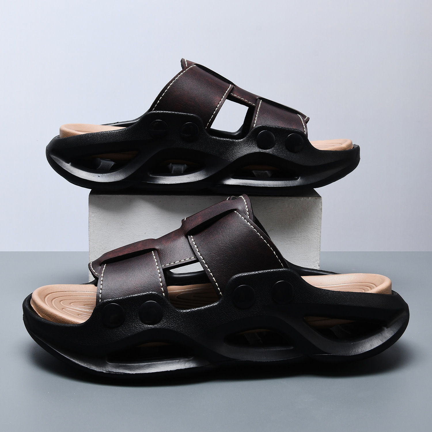 Men's Beach Sandals Men's Summer Breathable Thick Slippers EVA Non-slip Wear-resistant Contrast Color Non-stinky Foot Sandals