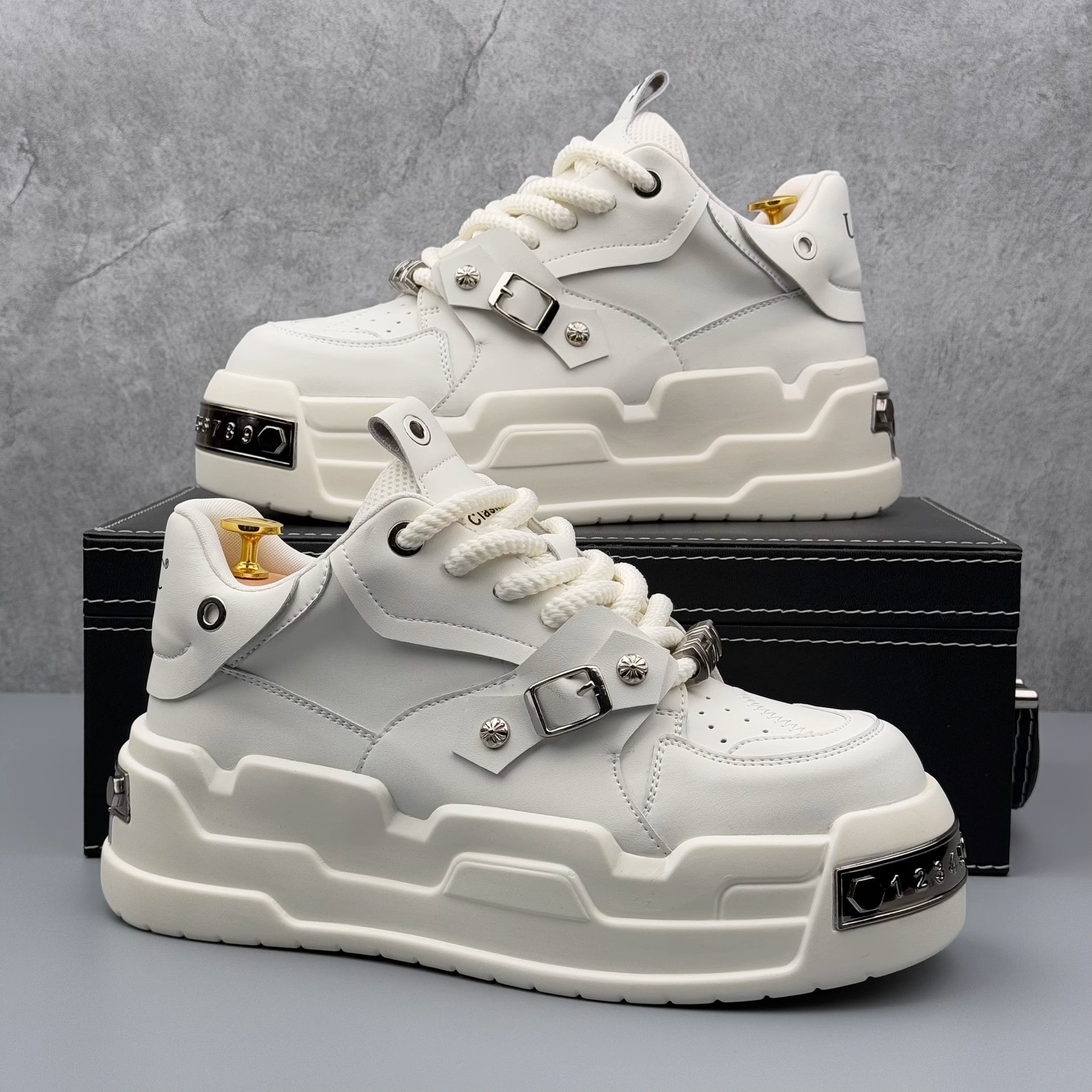 European Men's Shoes Original Design White Shoes Thick-Soled Trendy Sneakers Versatile Height-Increasing Loafers Fashion Casual Shoes