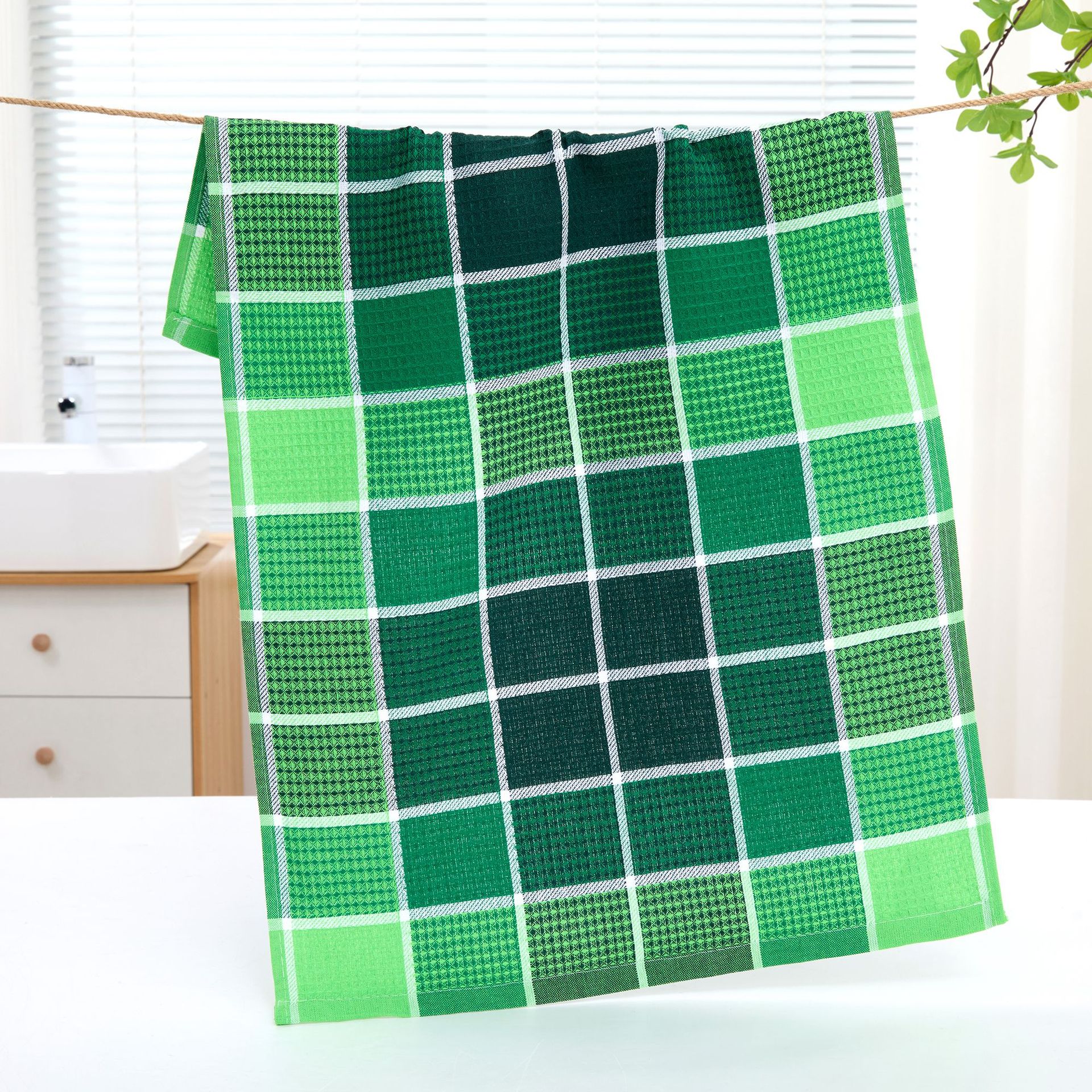 Picture of Cross-border supply waffle embroidered household kitchen cleaning cloth absorbent not easy to shed hair scouring cloth manufacturers wholesale