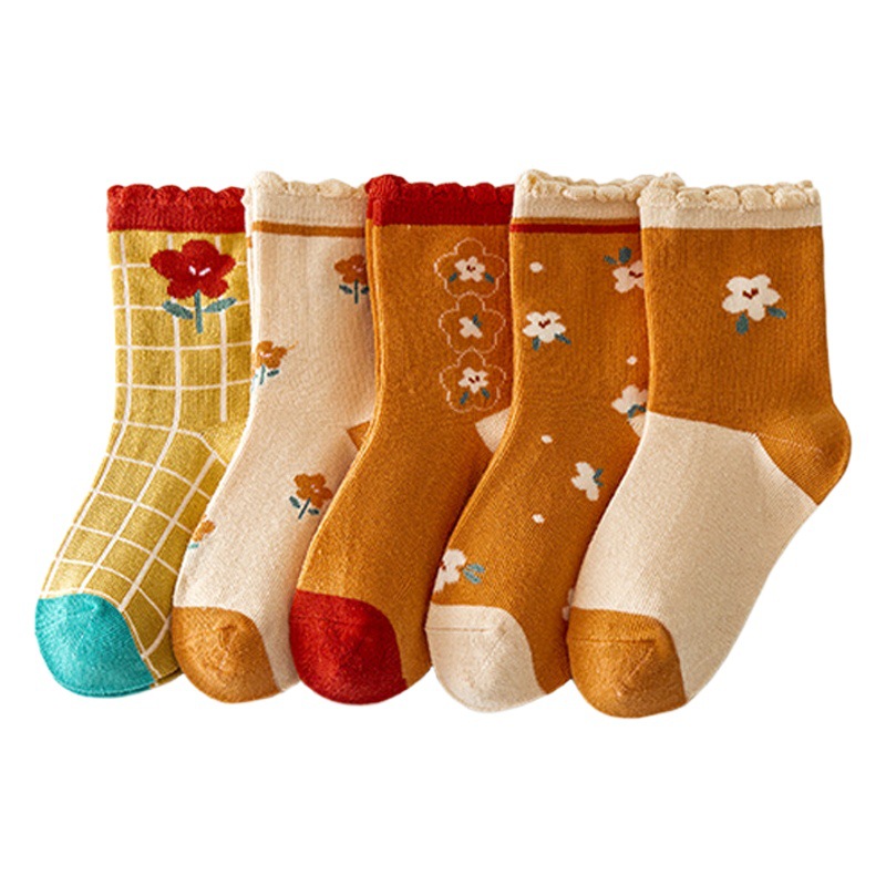 Children's socks autumn and winter New Korean style cartoon small flower baby socks retro breathable versatile boys and girls mid-calf length socks