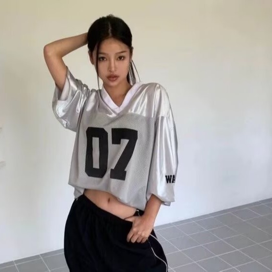 Picture of 07 Retro Hip Hop Jersey Loose Short-sleeved T-shirt Women's 2024 Summer New American Style High Street V-neck Half-sleeved Top