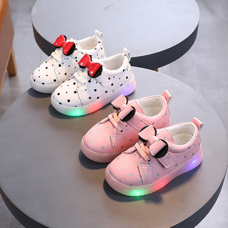Children's lighting shoes, women's treasure spring and autumn children's sneakers, girls' bow polka dot board shoes, baby lighting shoes