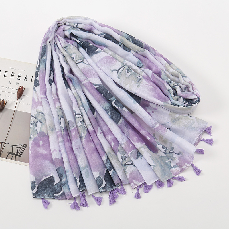 Picture of New Artistic Fresh Cotton and Linen Retro Tassel Scarf Women's Printed Beautiful Silk Scarf Japanese Sunscreen Shawl